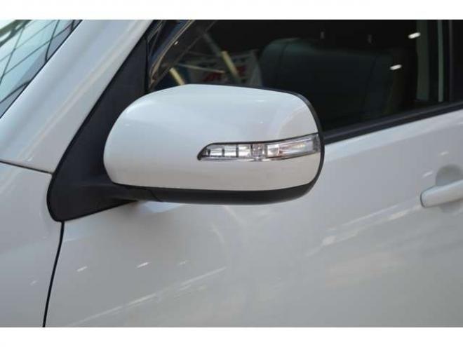 エスクード2.4 ランドブリーズ 4WD　ワンオーナー特別仕様車4WD横滑り防止装置クルーズコントロールSDナビTVバックカメラHIDライト電動ガラスサンルーフクルーズコントロール 2400