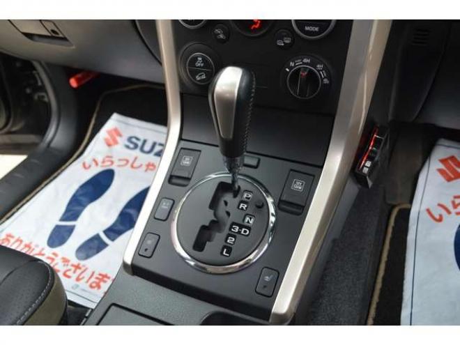 エスクード2.4 ランドブリーズ 4WD　特別仕様車サンルーフSDナビTVバックカメラ 2400