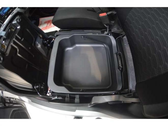 ワゴンRカスタムZ ハイブリッド ZT 4WD　ワンオーナー車ハイブリッド4WDターボスズキコネクト対応通信機装着車セーフティサポート搭載パドルシフトアイドリングストップ全方位モニター付ディスプレイオーディオLEDアダプティブクルーズコントロール 660