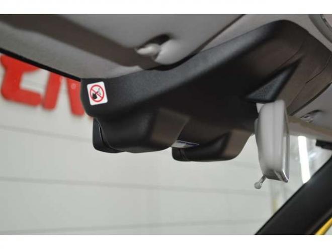 イグニス1.2 ハイブリッド MG 4WD　ワンオーナー車ハイブリッド4WDセーフティサポート搭載デュアルカメラブレーキサポートアイドリングストップ全方位モニター付ナビTV横滑り防止装置シートヒーター 1200