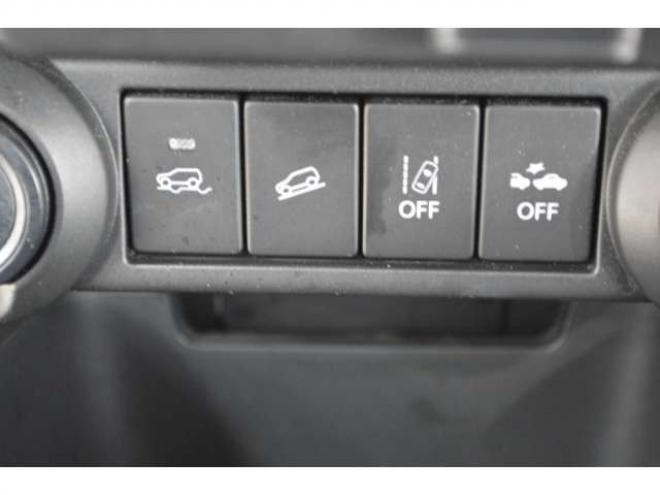 イグニス1.2 ハイブリッド MG 4WD　ワンオーナー車ハイブリッド4WDセーフティサポート搭載デュアルカメラブレーキサポートアイドリングストップ全方位モニター付ナビTV横滑り防止装置シートヒーター 1200