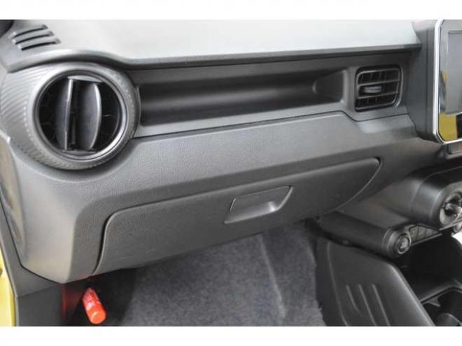 イグニス1.2 ハイブリッド MG 4WD　ワンオーナー車ハイブリッド4WDセーフティサポート搭載デュアルカメラブレーキサポートアイドリングストップ全方位モニター付ナビTV横滑り防止装置シートヒーター 1200