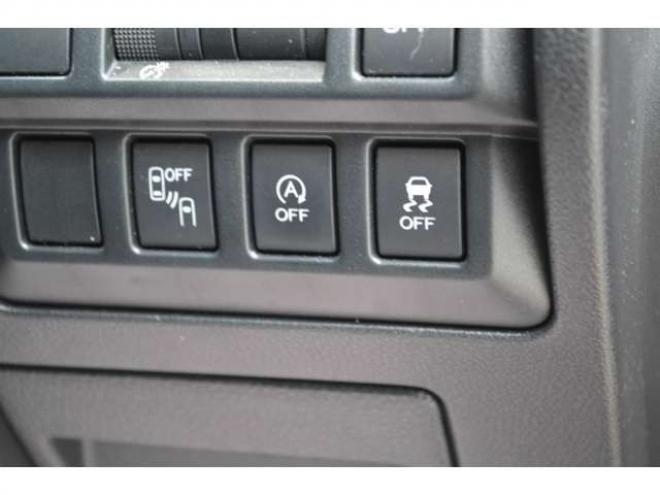 インプレッサスポーツ 1.6 i-L アイサイト 4WD　ワンオーナー車4WDパドルシフトアイサイトアイドリングストップ横滑り防止装置レーダークルーズコントロール純正8インチナビTVバックサイドカメラ前後ドラレコETCパーキングセンサーLEDライト 1600