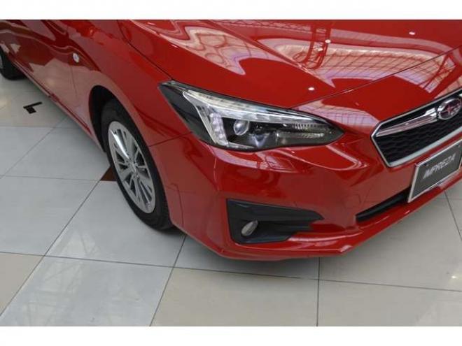 インプレッサスポーツ 1.6 i-L アイサイト 4WD　ワンオーナー車4WDパドルシフトアイサイトアイドリングストップ横滑り防止装置レーダークルーズコントロール純正8インチナビTVバックサイドカメラ前後ドラレコETCパーキングセンサーLEDライト 1600