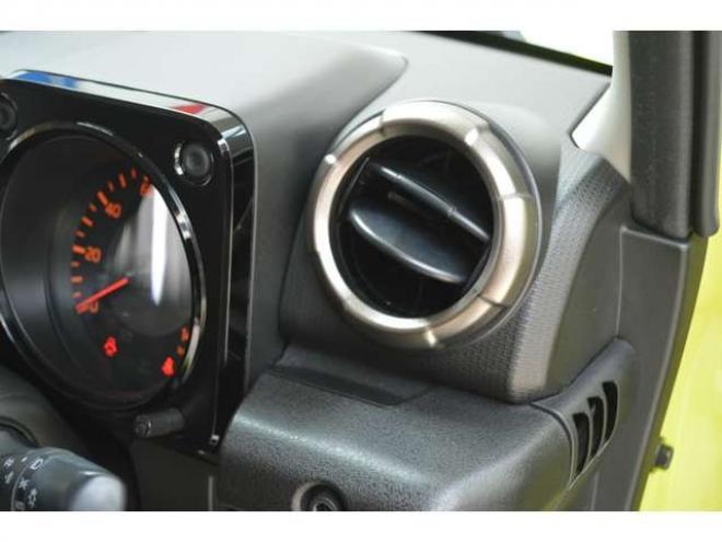 ジムニーXC 4WD　ワンオーナー車セーフティサポート搭載4WDターボ純正ディスプレイオーディオバックカメラLEDライトクルーズコントロールデュアルセンサーブレーキサポート誤発信抑制機能 660