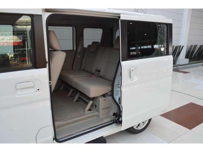 エブリィワゴン PZターボスペシャル 4WD　ワンオーナー車4WDターボセーフティサポート搭載アイドリングストップ横滑り防止装置7インチワイドナビTVバックカメラ両側オートスライドドアオートステップリアパーキングセンサーハイビームアシストLED 660