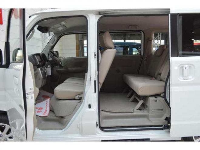 エブリィワゴン PZターボスペシャル 4WD　ワンオーナー車4WDターボセーフティサポート搭載アイドリングストップ横滑り防止装置7インチワイドナビTVバックカメラ両側オートスライドドアオートステップリアパーキングセンサーハイビームアシストLED 660