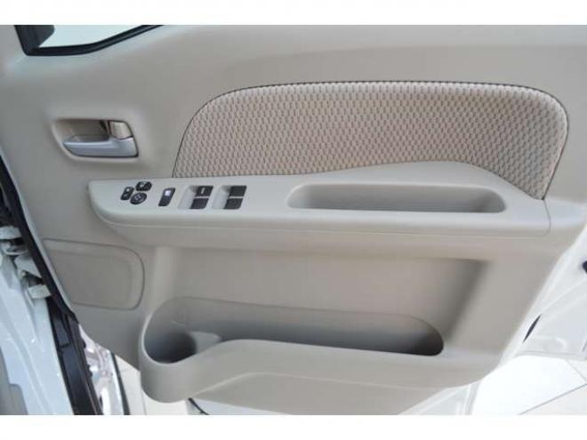 エブリィワゴン PZターボスペシャル 4WD　ワンオーナー車4WDターボセーフティサポート搭載アイドリングストップ横滑り防止装置7インチワイドナビTVバックカメラ両側オートスライドドアオートステップリアパーキングセンサーハイビームアシストLED 660