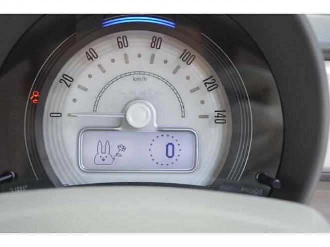 ラパンX 4WD　ワンオーナー車4WDセーフティサポート搭載アイドリングストップ横滑り防止装置デュアルセンサーブレーキサポート後退時ブレーキサポートハイビームアシストLEDライト 660