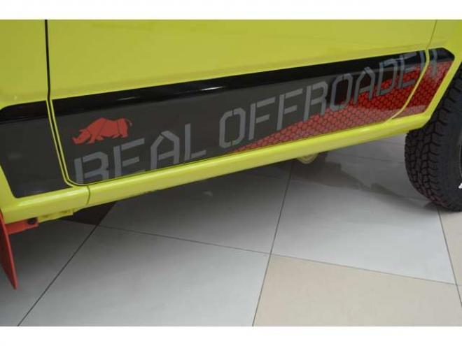 ジムニーXC 4WD　ワンオーナー車5速マニュアル4WDターボセーフティサポート搭載8インチナビTVドライブレコーダーLEDライトETCクルーズコントロール純正マットフラップ 660