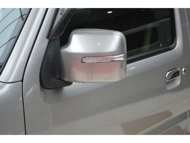 ジムニーランドベンチャー 4WD　ワンオーナー特別仕様車4WDターボフロアオートマチックCDハーフレザーシートヒーター 660