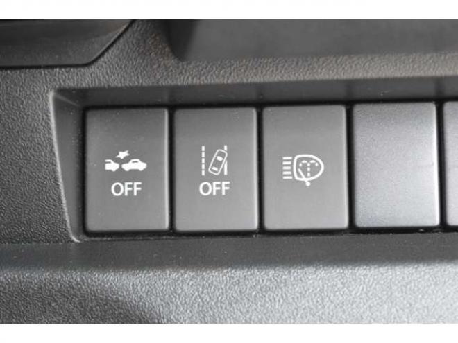 ジムニーXC 4WD　ワンオーナー4WDターボセーフティサポート搭載8インチナビTVバックカメラLEDライトクルーズコントロール 660