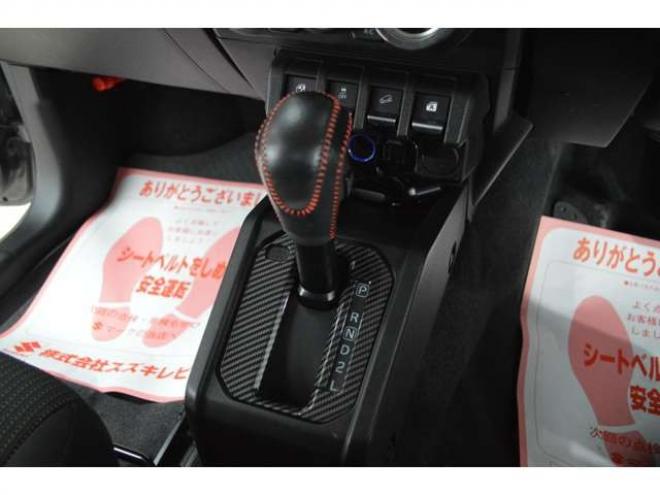 ジムニーXC 4WD　ワンオーナー車パートタイム4WDターボセーフティサポート搭載デュアルセンサーブレーキサポート7インチワイドナビTVバックカメラLEDライトETCドライブレコーダークルーズコントロール 660