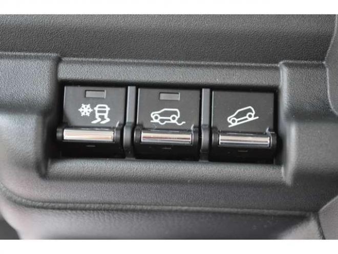 ハスラータフワイルドターボ 4WD　届出済未使用車ハイブリッド4WDターボセーフティサポート搭載アダプティブクルーズコントロール全方位モニター付9インチナビTVバックカメラパドルシフトハイビームアシストLEDライト 660