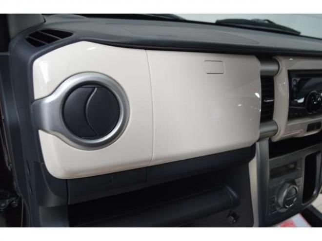 ハスラーG 4WD　ワンオーナー車5速マニュアル4WDアイドリングストップ横滑り防止装置CDシートヒーター社外アルミホイールキーレスエントリー 660