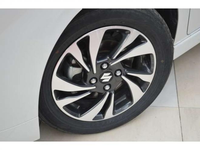 ソリオ1.2 バンディット ハイブリッド MV 4WD　レンタアップ車ハイブリッド4WDセーフティサポート搭載スズキコネクト対応通信機装着車アダプティブクルーズコントロールハイビームアシスト全方位モニター9インチナビ両側オートスライドドアETCドラレコ 1200