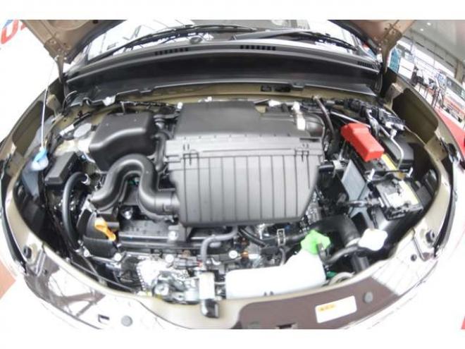 アルトハイブリッド S 4WD　届出済未使用車ハイブリッド4WDセーフティサポート搭載アイドリングストップハイビームアシストハロゲンヘッドライト 660