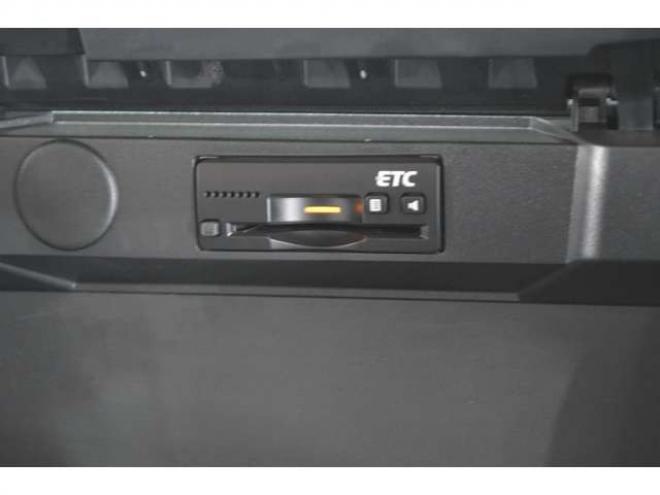 ソリオ1.2 G 4WD　ワンオーナー車4WD横滑り防止装置オートスライドドアSDナビTVライトレベライザーETCシートヒータースマートキー 1200