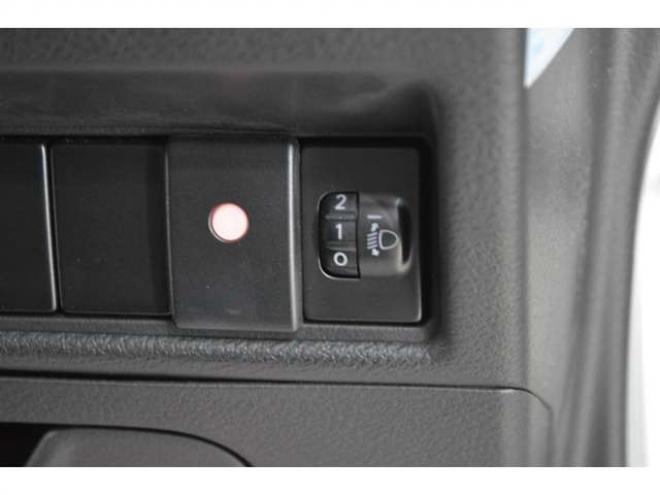 ソリオ1.2 G 4WD　ワンオーナー車4WD横滑り防止装置オートスライドドアSDナビTVライトレベライザーETCシートヒータースマートキー 1200