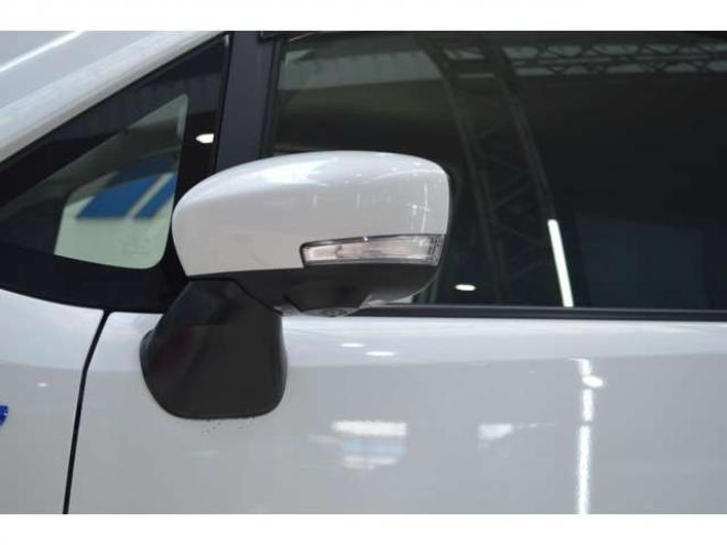 ワゴンRスティングレー ハイブリッド X 4WD　ワンオーナー車ハイブリッド4WDセーフティサポート搭載アイドリングストップ全方位モニター8インチナビTVバックカメラLEDライトヘッドアップディスプレイ横滑り防止装置 660