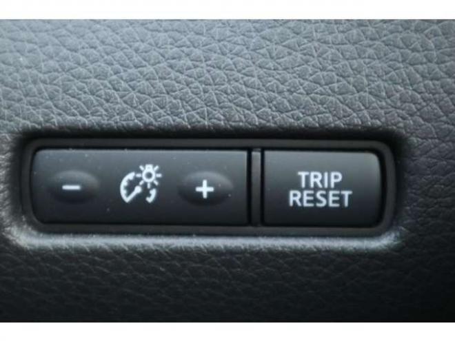 エクストレイル2.0 20S ハイブリッド 4WD　純正フルセグナビ　ETC　アラウンドビューカメラ　パーキングアシスト　ヒルディセントコントロール　クルーズコントロール　パーキングソナー 2000