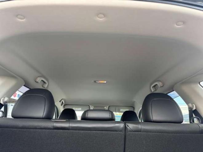 エクストレイル2.0 20S ハイブリッド 4WD　純正フルセグナビ　ETC　アラウンドビューカメラ　パーキングアシスト　ヒルディセントコントロール　クルーズコントロール　パーキングソナー 2000