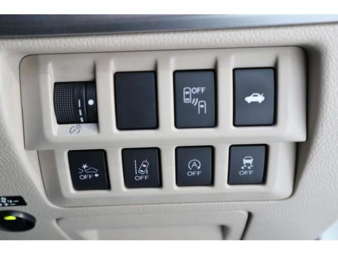 レガシィB4 2.5 4WD　純正フルセグナビ　ETC　ドライブレコーダー　シートヒーター　LEDヘッドライト　ヘッドライトウォッシャー　電動パーキングブレーキ 2500