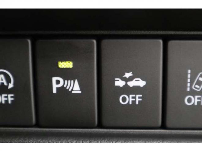 クロスビー1.0 ハイブリッド MX スズキ セーフティ サポートパッケージ装着車 4WD　CDプレイヤー　シートヒーター　アイドリングストップ　パーキングセンサー　デュアルセンサーブレーキサポート　ヒルディセントコントロール 1000