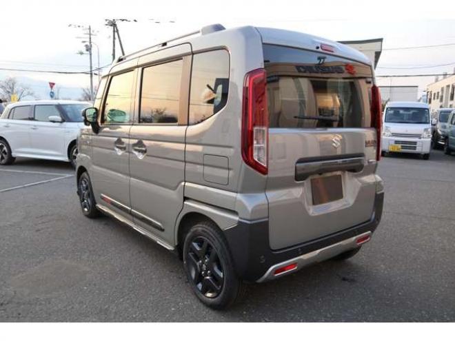 スペーシアギア ハイブリッド XZ 4WD　全方位モニターナビ　スズキコネクト対応　ステアリングヒーター　シートヒーター　デュアルセンサーブレーキサポートII 660