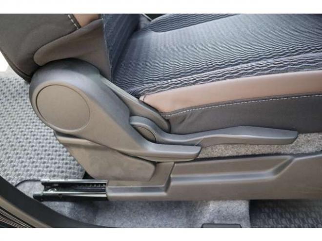 ハスラーJスタイル ターボ 4WD　ワンオーナーセーフティサポート全方位ナビ 660