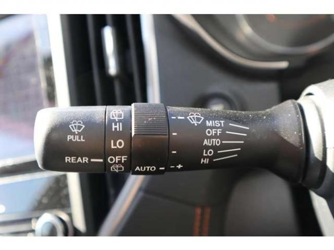 XV2.0i-L アイサイト 4WD　純正フルセグナビ　バックカメラ　ETC　純正ドラレコ　電動パーキング　LEDヘッドライト　ヘッドライトウォッシャー 2000