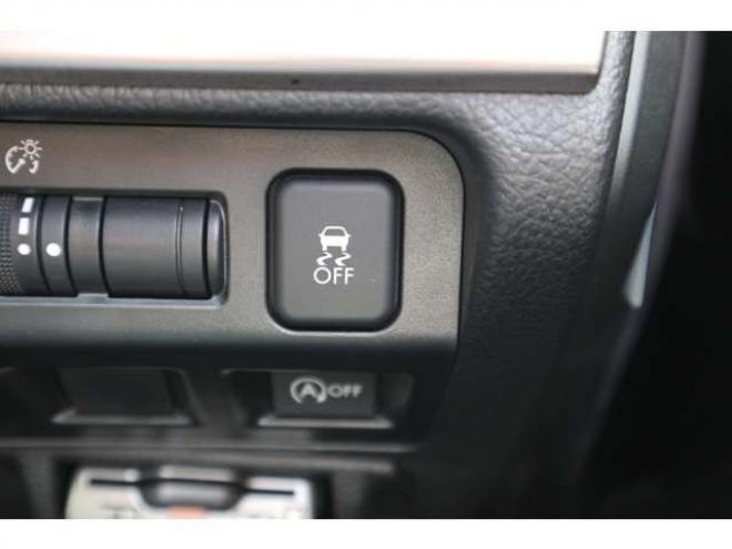 インプレッサXV2.0i-L アイサイト 4WD　純正ナビ　バックカメラ　ETC 前側ドラレコ 2000