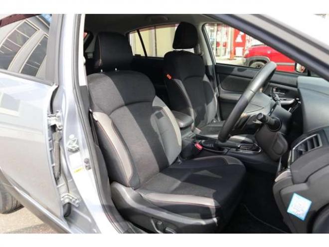 インプレッサXV2.0i-L アイサイト 4WD　純正ナビ　バックカメラ　ETC 前側ドラレコ 2000