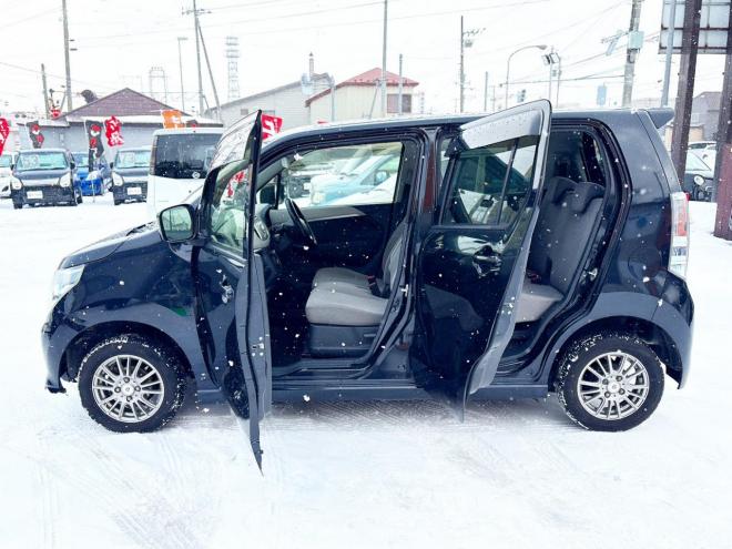 ワゴンR660FZ 4WD　ローンが不安な方＜優遇ローン＞1年保証　ユーザー買取車　社外ナビ