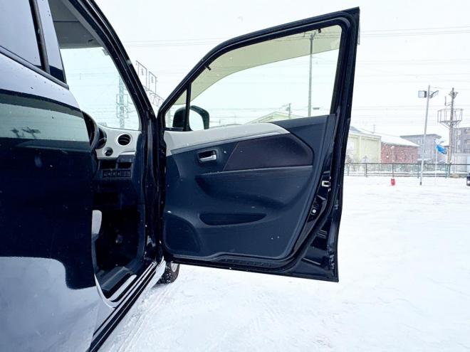 ワゴンR660FZ 4WD　ローンが不安な方＜優遇ローン＞1年保証　ユーザー買取車　社外ナビ