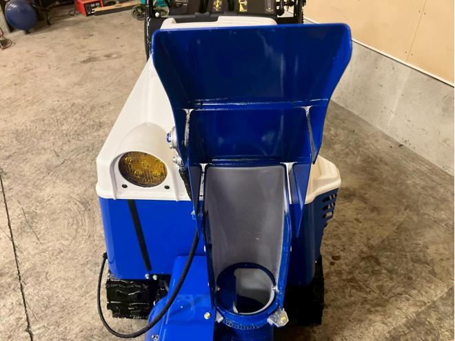 除雪機ヤマハ　YSF1070T！静音モデル！イージーターン！2024年式！新潟店在庫に付き、お取り寄せになります！