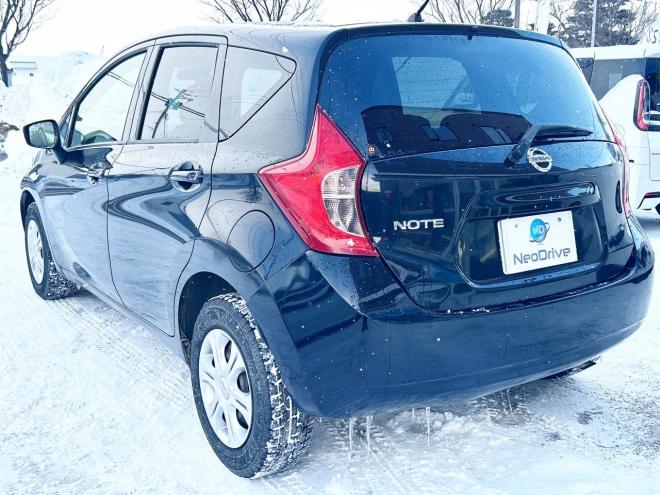 ノート1.2X FOUR Vセレクション+セーフティ 4WD　ローンが不安な方＜優遇ローン＞本州仕入　エマージェンシーブレーキ　社外ナビ 4WD