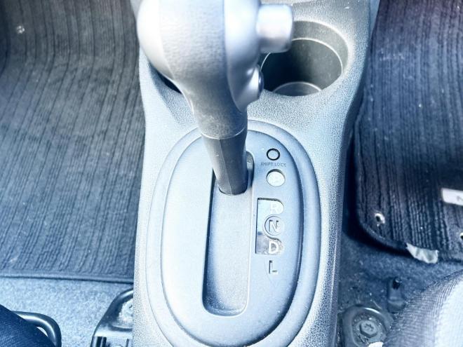 ノート1.2X FOUR Vセレクション+セーフティ 4WD　ローンが不安な方＜優遇ローン＞本州仕入　エマージェンシーブレーキ　社外ナビ 4WD