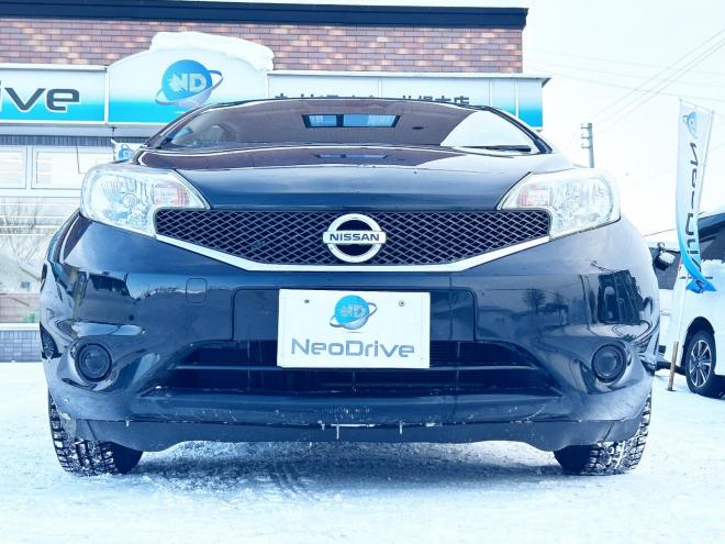 ノート1.2X FOUR Vセレクション+セーフティ 4WD　ローンが不安な方＜優遇ローン＞本州仕入　エマージェンシーブレーキ　社外ナビ 4WD