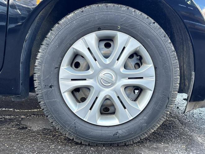 ノート1.2X FOUR Vセレクション+セーフティ 4WD　ローンが不安な方＜優遇ローン＞本州仕入　エマージェンシーブレーキ　社外ナビ 4WD
