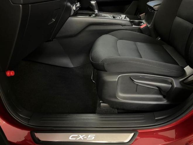 CX-5ＸＤ　プロアクティブ　本州仕入　寒冷地仕様　禁煙車　ドライビングポジションサポートＰＫＧ　衝突軽減ブレーキ　レーダークルーズ　ブラインドスポット　純正１９インチＡＷ　社外１７ＡＷ＋スタッドレスタイヤ付　パワートランク 4WD 2200 5Dr