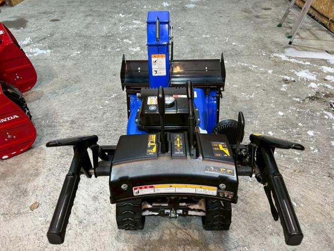 除雪機お手頃現状販売！ヤマハ　YT660B！ブレード付き