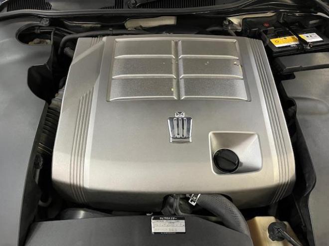 クラウンロイヤルサルーン　ｉ－Ｆｏｕｒ　寒冷地仕様　禁煙車　後期型　社外１６インチＡＷ　スタッドレスタイヤ付　クルーズコントロール　純正ＨＤＤナビ　フルセグ地デジ　ＤＶＤ再生　Ｂｌｕｅｔｏｏｔｈオーディオ　バックカメラ　コーナーセンサー 4WD 2500 4Dr