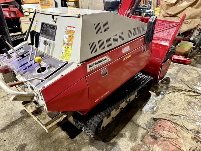 除雪機三菱 MSR1230DN 30馬力 大型ディーゼル除雪機 ハイパワー