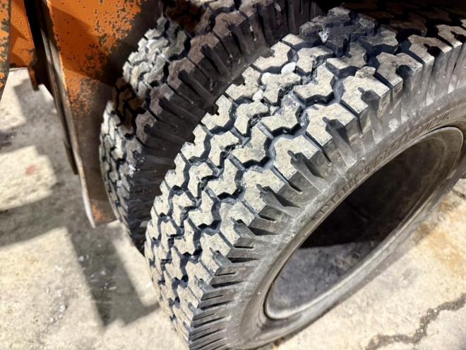 フォークリフトトヨタ 5FGL25 2.5トン ガソリン ヒンジ付き 毎年点検済