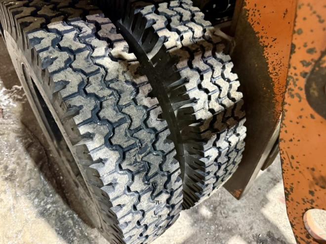 フォークリフトトヨタ 5FGL25 2.5トン ガソリン ヒンジ付き 毎年点検済