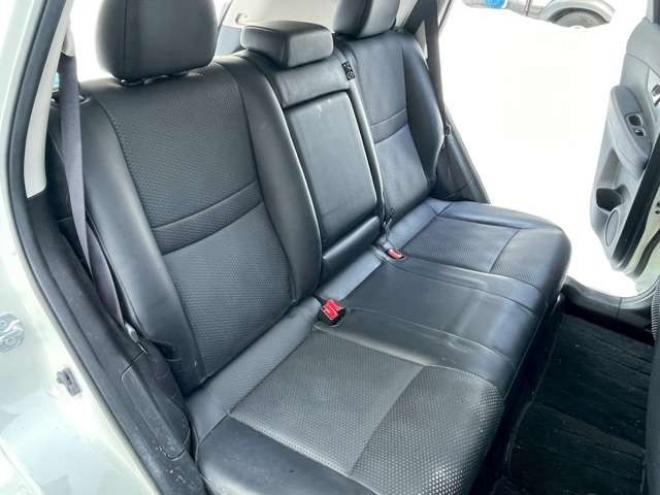 エクストレイル2.0 20S 2列車 4WD　ETC　パワステ　パワーウィンドウ　ABS　アイドリングストップ　エアコン　ナビ　キーレスエントリー　寒冷地仕様 2000