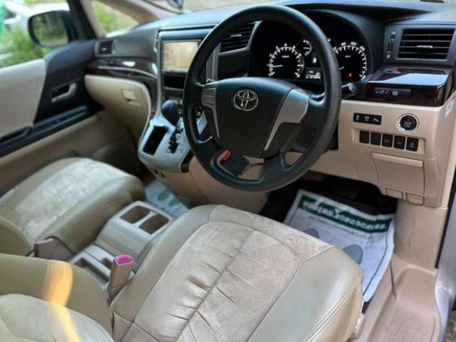 ヴェルファイア2.4 X 4WD　ワンオーナー　パワーウィンドウ　パワステ　社外ナビ　純正アルミ　ABS　キーレス　バックカメラ　左側電動スライドドア　ETC　ワイパーデアイサー 2400