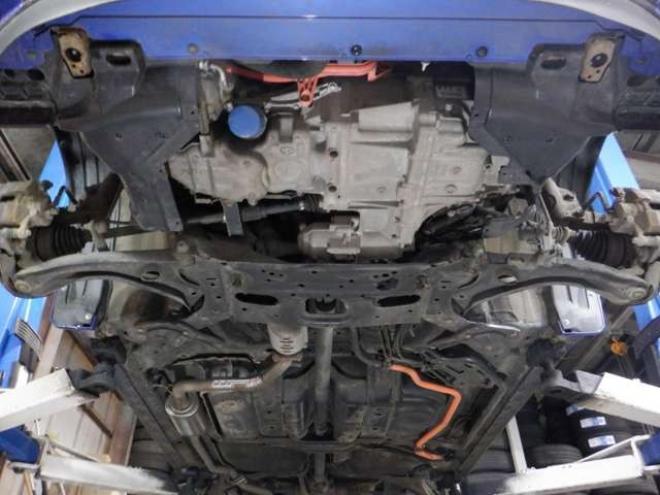 フィット1.5 ハイブリッド Fパッケージ 4WD　ナビ・TV・Bluetooth・LEDヘッドライト・ワイパーデアイサー・純正エンスタ・フォグランプ・スマートキー・プッシュスタート・寒冷地仕様 1500