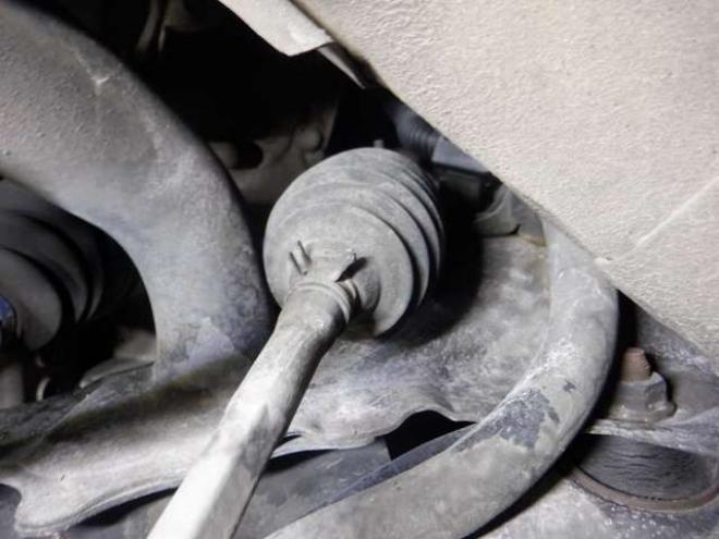 ハスラーJスタイルIII 4WD　ナビ・TV・B/T・後期型・前席シートヒーター・スマートキー・プッシュスタート・HID・ETC・LEDフォグランプ・アイドリングストップ・オートライト・衝突軽減・ルーフレール・DVD再生・ミラーヒーター 660